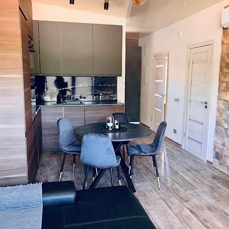 Triju Kambariu Apartamentai Prie Juros Nyaraló Palanga
