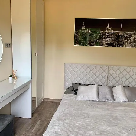 Nyaraló Triju Kambariu Apartamentai Prie Juros Palanga