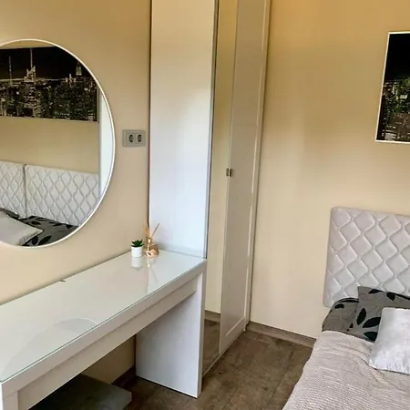 Triju Kambariu Apartamentai Prie Juros Nyaraló
